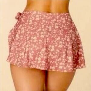 NEW WITH TAGS Andie Ditsy Floral Rose Sarong Bottom in Size Small